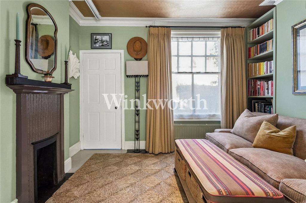 Property photo 1 of 16 Picture No. 05