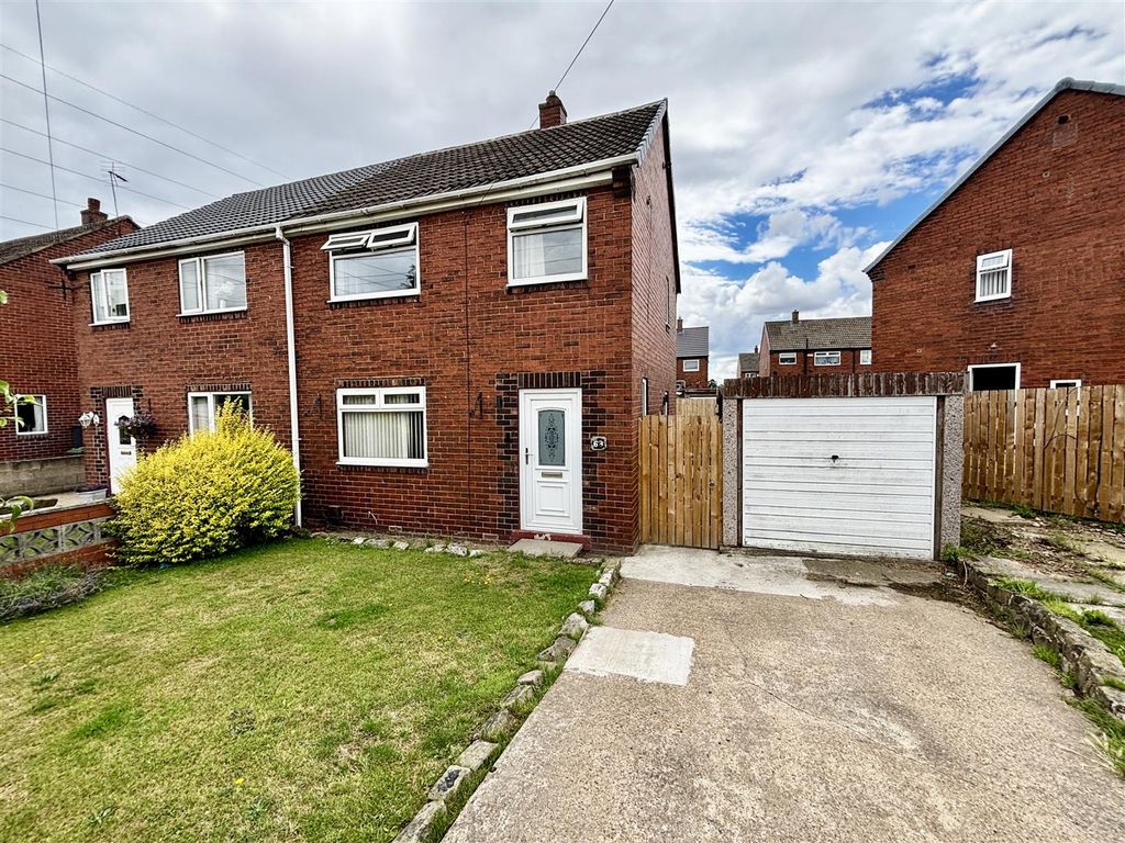 Property photo 1 of 18