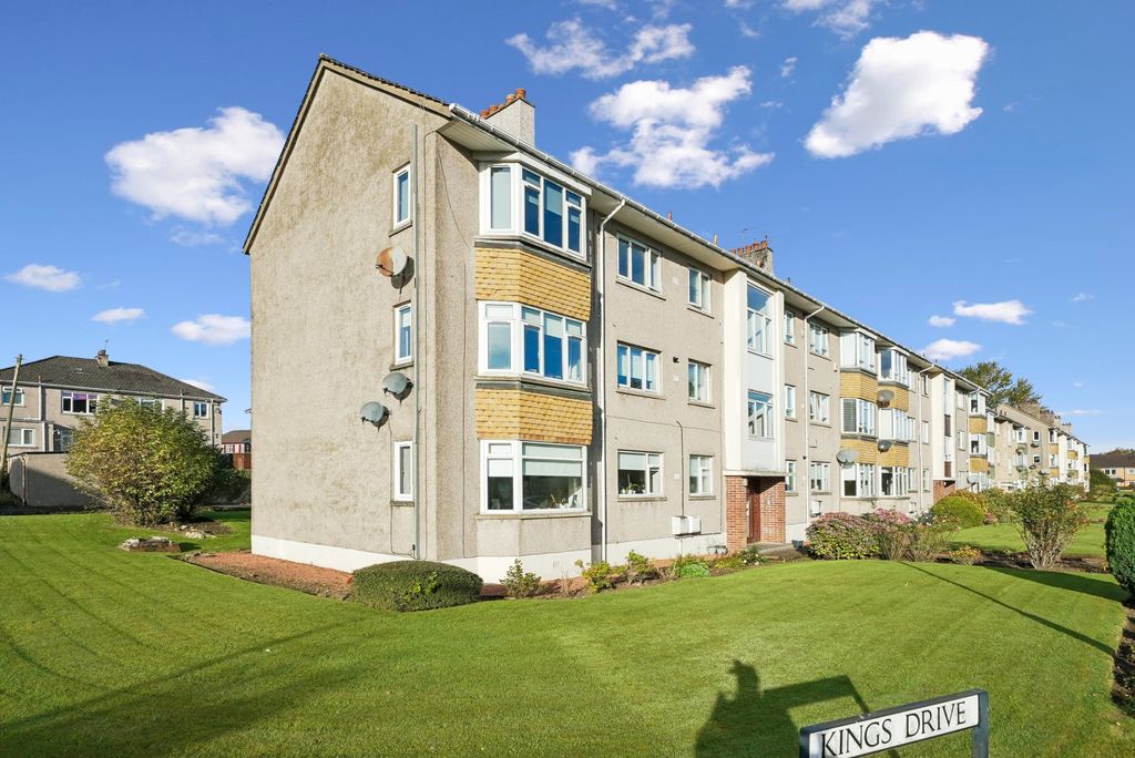 Property photo 1 of 21 Picture No. 01