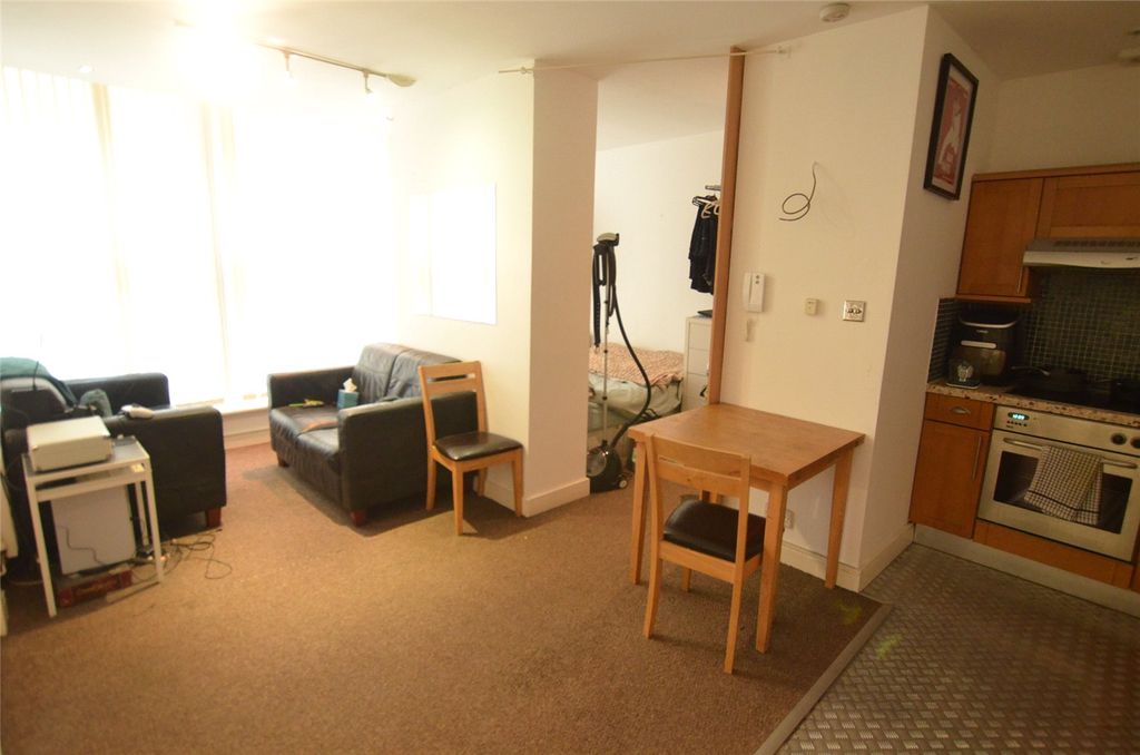 Property photo 2 of 6 Picture No. 07