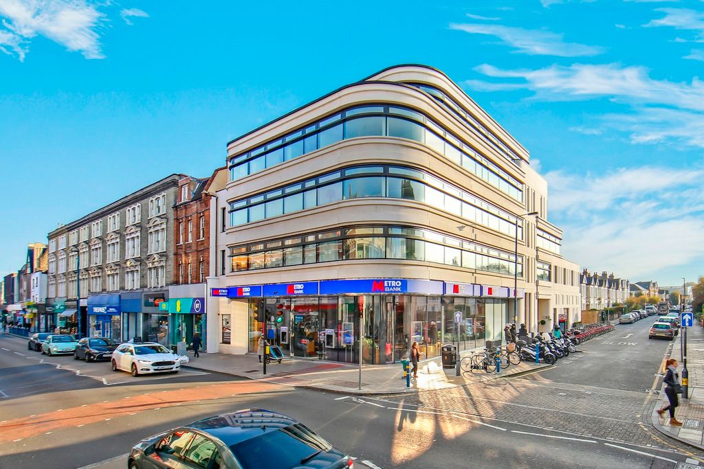 Property photo 3 of 12