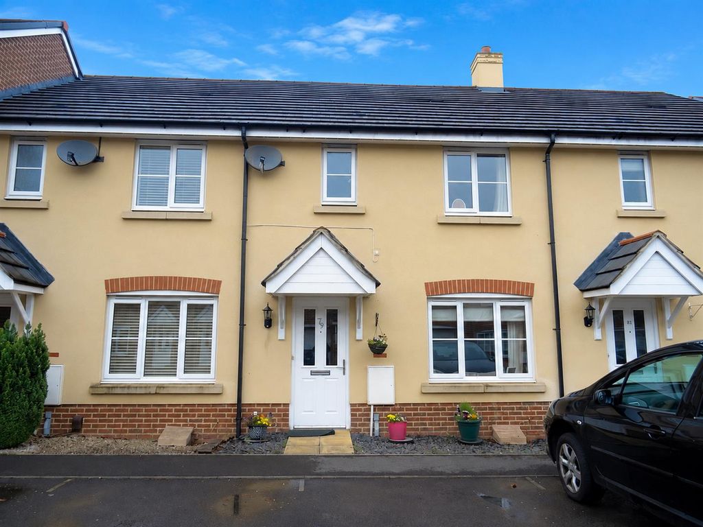Property photo 1 of 12 Mustang Way.Png