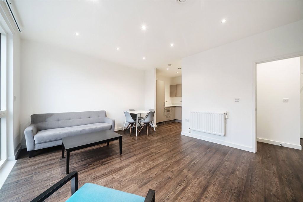 Property photo 2 of 16 Picture No. 03