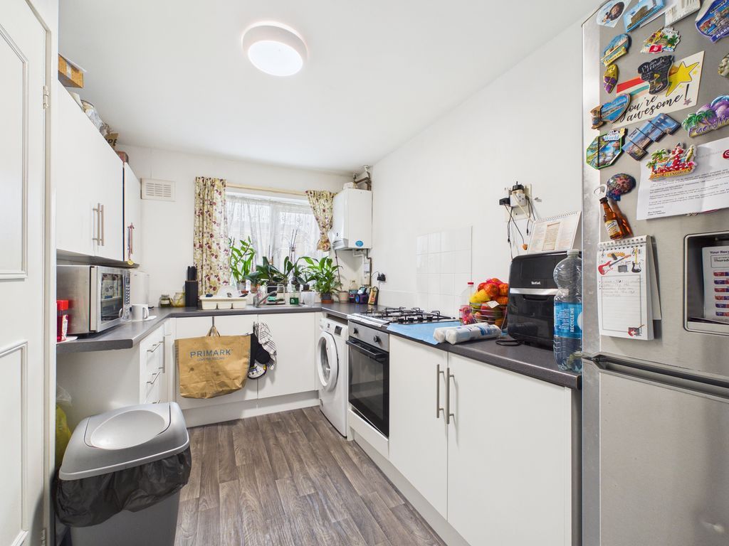 Property photo 2 of 10 Photo 4