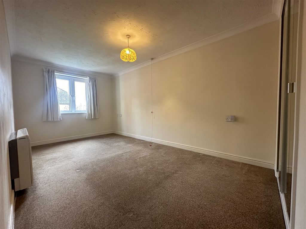 Property photo 2 of 14 Flat 16 - 3.Jpg