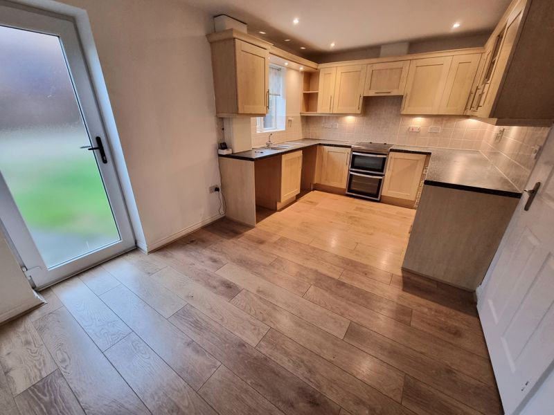 Property photo 2 of 14 Photo 18