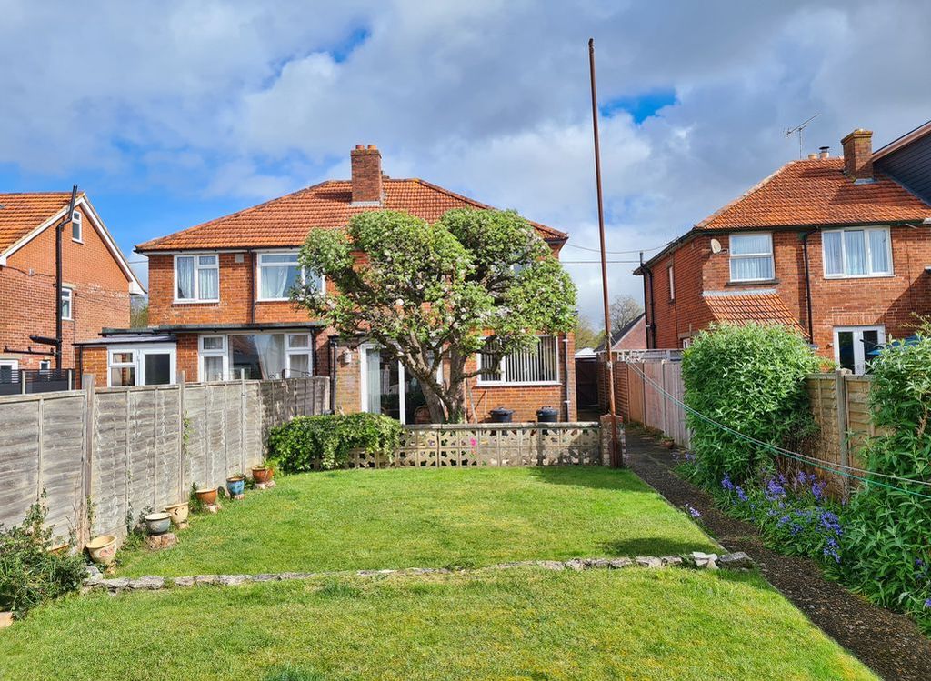 Property photo 3 of 24