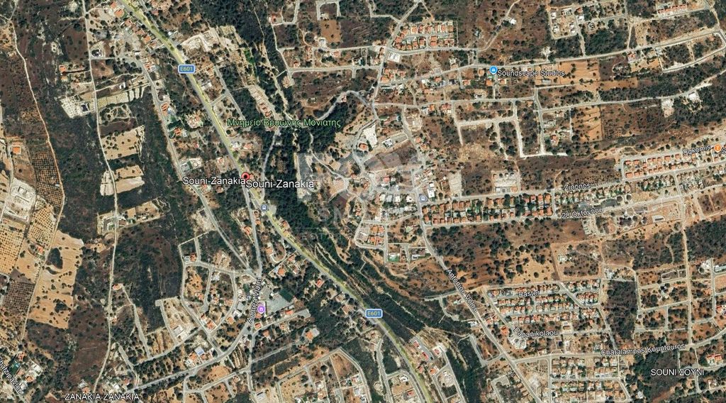 Property photo 1 of 4 Residential Land For Sale In Souni-Zanakia – 54,168 m²