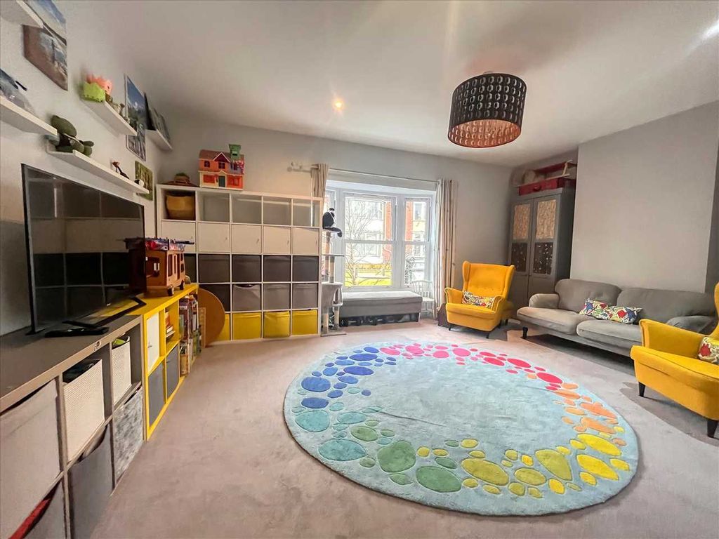 Property photo 1 of 14 Main Picture