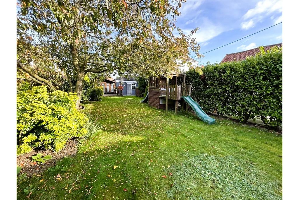 Property photo 3 of 23 Rear Garden