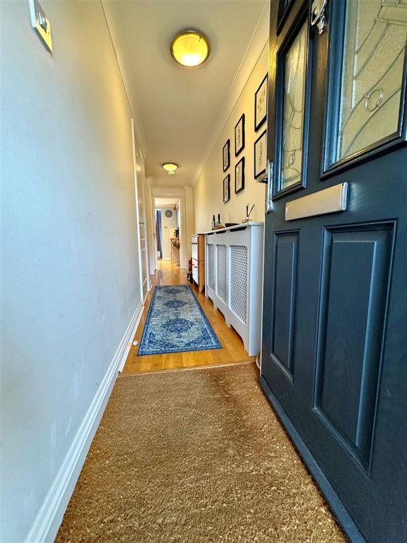 Property photo 3 of 12 Hallway.Jpg