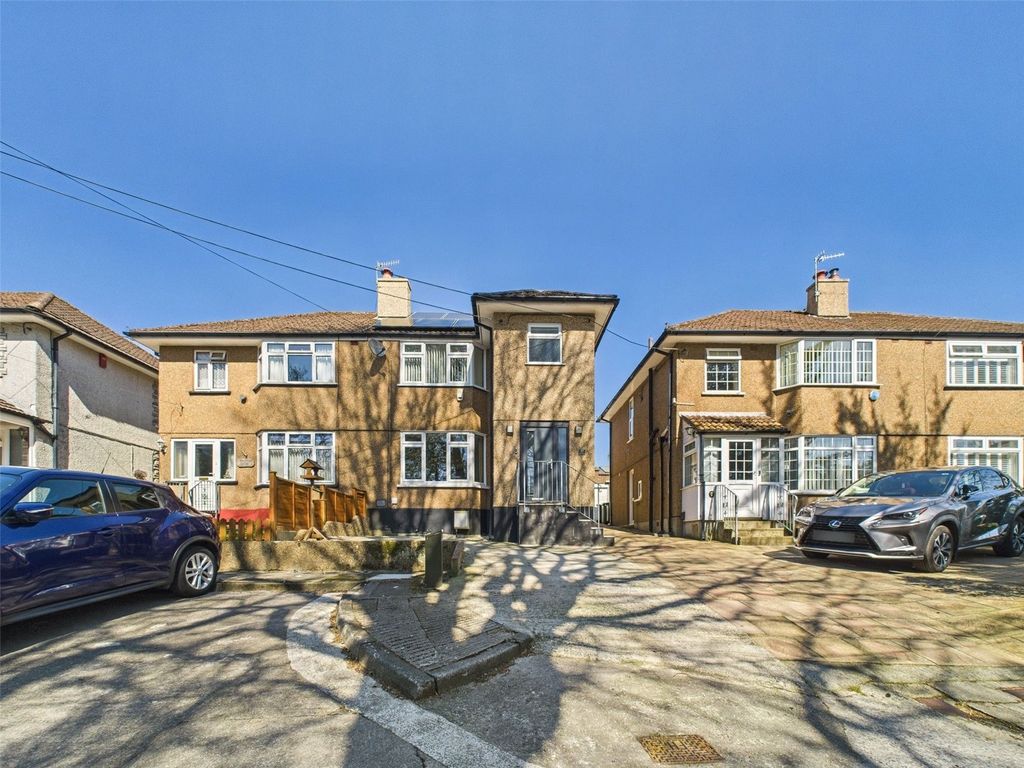 Property photo 1 of 16 Picture No. 15