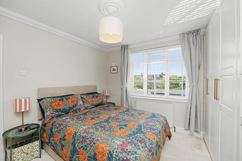 Property photo 2 of 29 Bedroom
