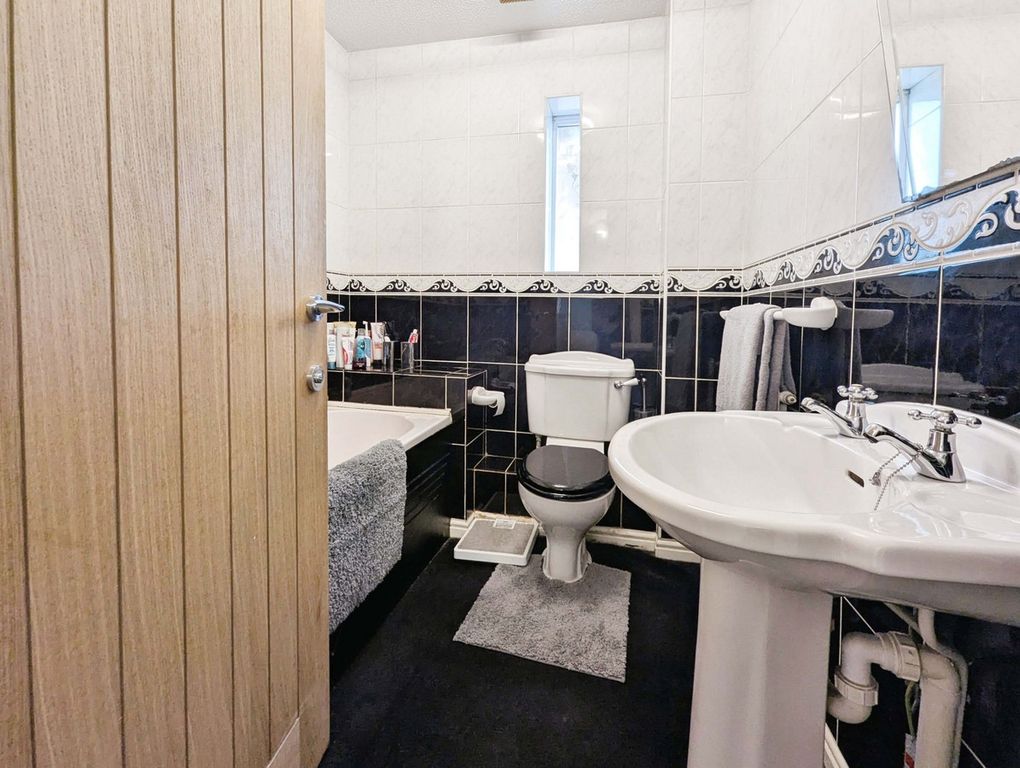 Additional image 32 of 5 bed detached house for saleClos Cae Pwll, Treharris CF46