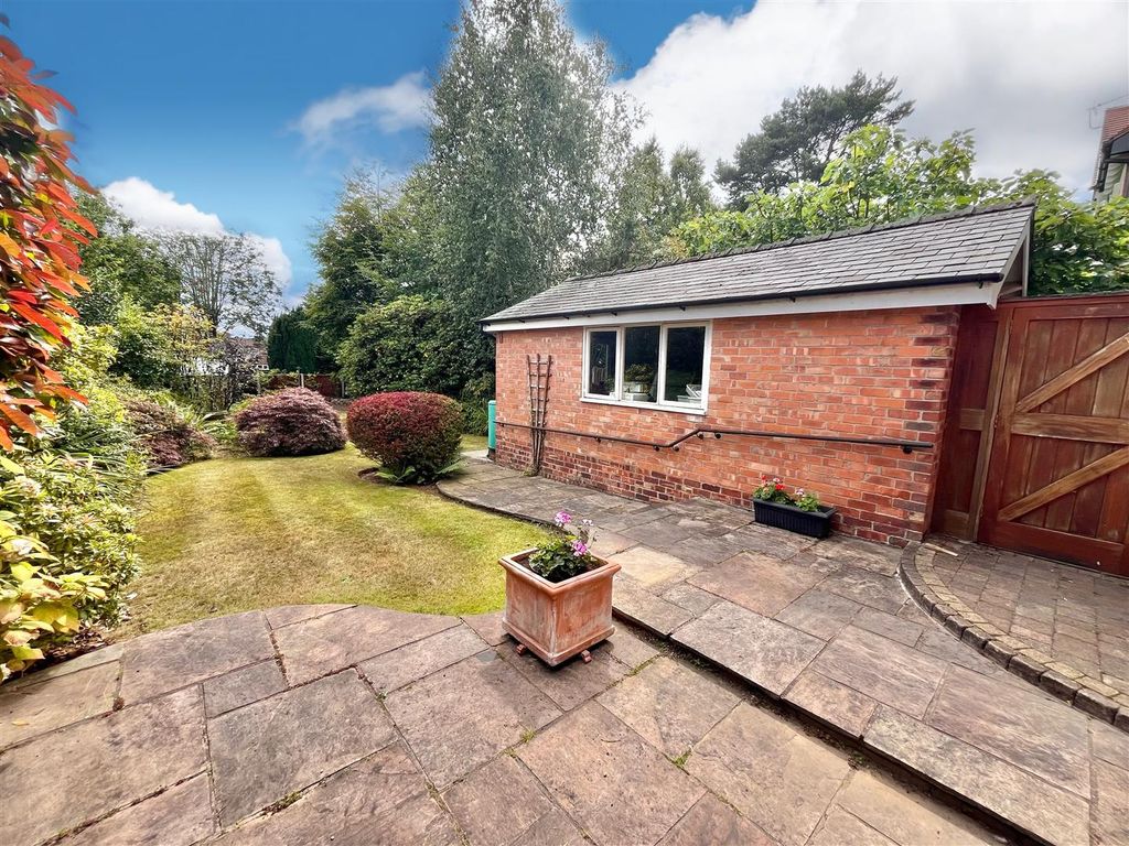 Property photo 2 of 19