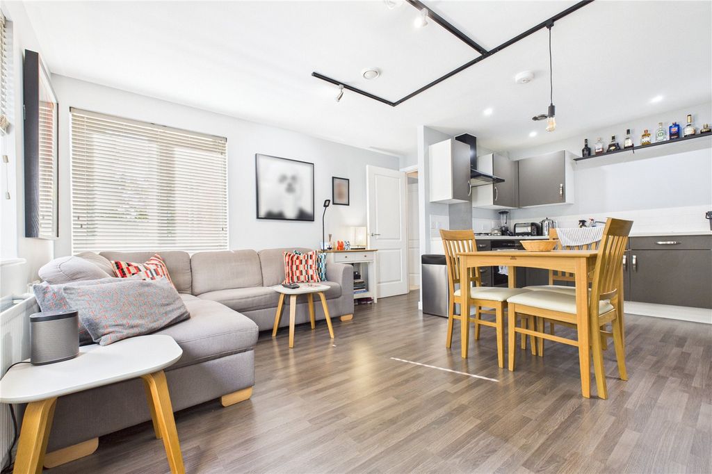 Property photo 2 of 11 Kitchen/Living/Dinin