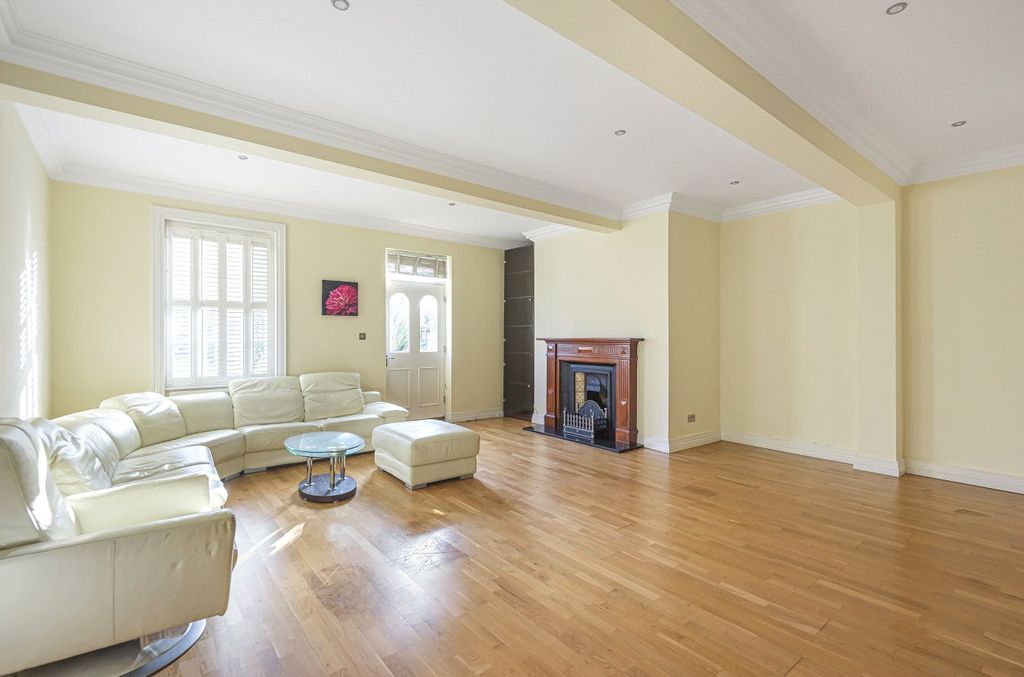 Property photo 3 of 17 926776 (1).Jpg