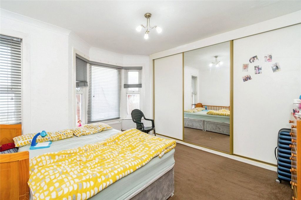 Property photo 3 of 12 Picture No. 28