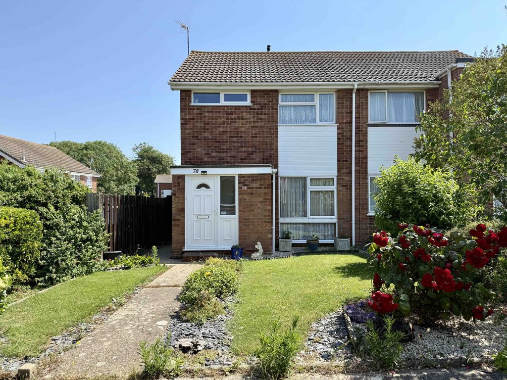Property photo 1 of 21 3 Bedroom Semi Detached House For Sale - Old Felixstowe - Wainwrights
