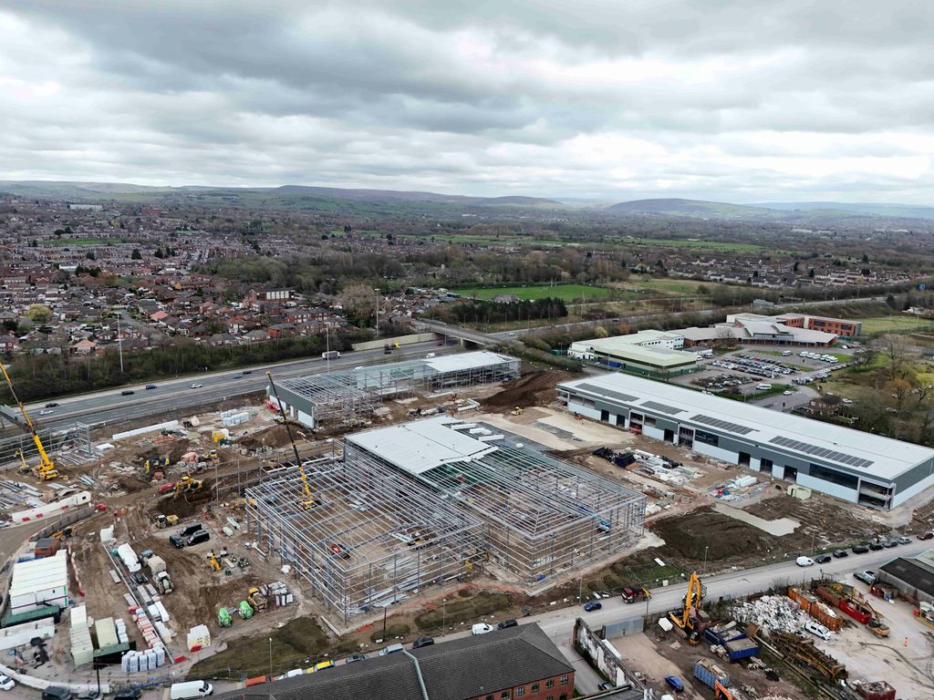 Property photo 2 of 11 10-03-2026 Hollinwood Junction 2.Jpg