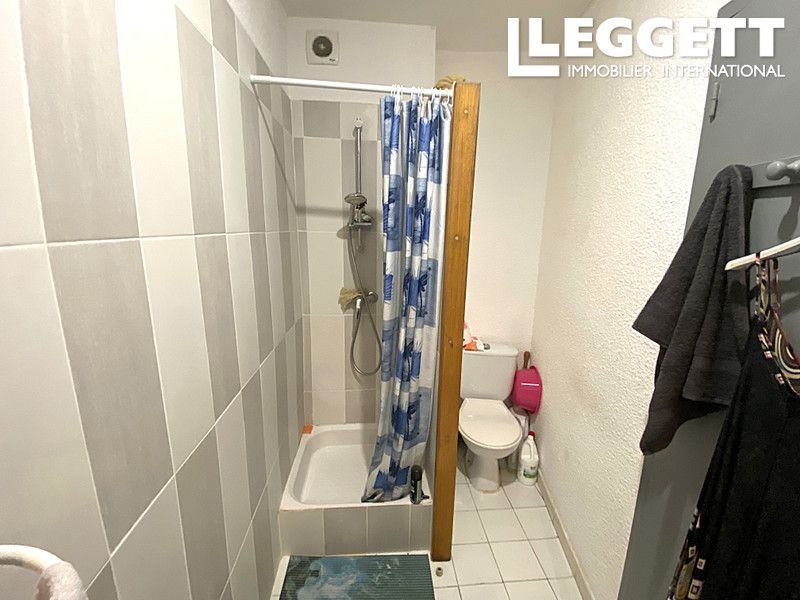 Property photo 3 of 5