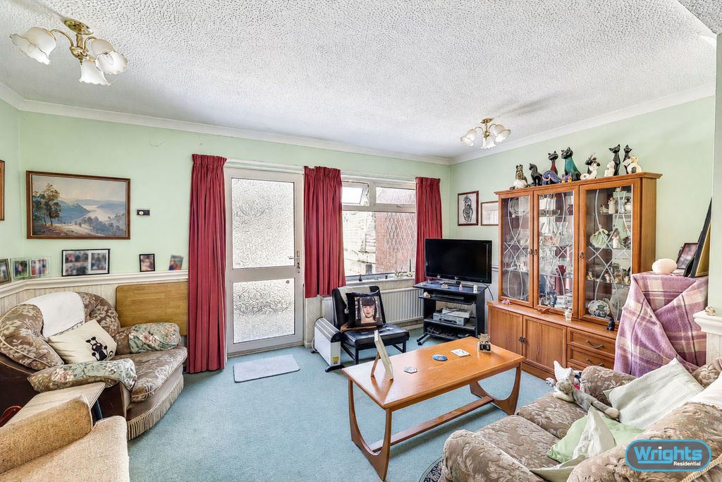Property photo 2 of 16 Photo 13