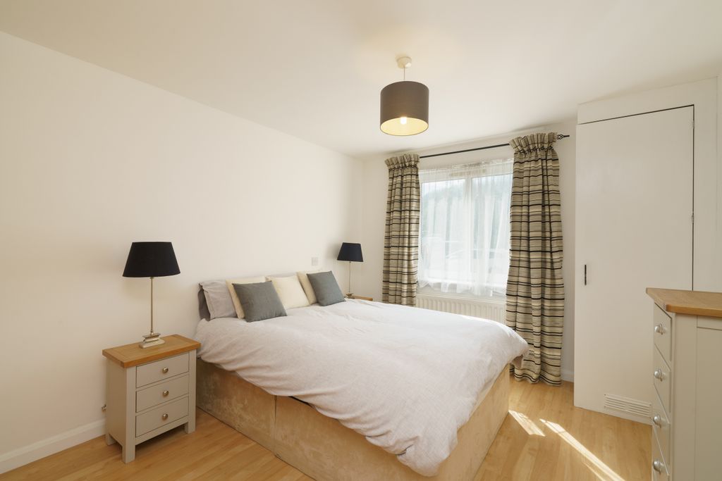 Property photo 1 of 10 7. Bedroom Angle 1