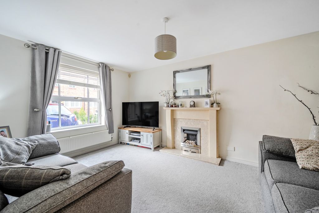 Property photo 3 of 20 1375841-16-6908B01d43d72