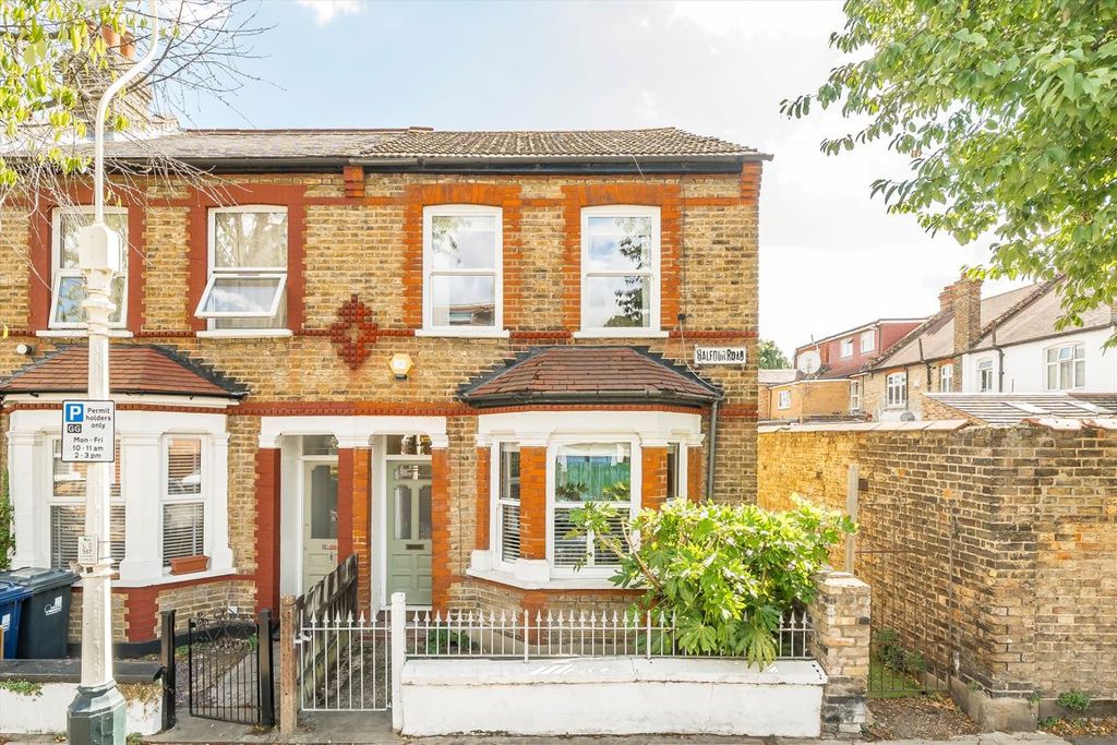 Property photo 1 of 8