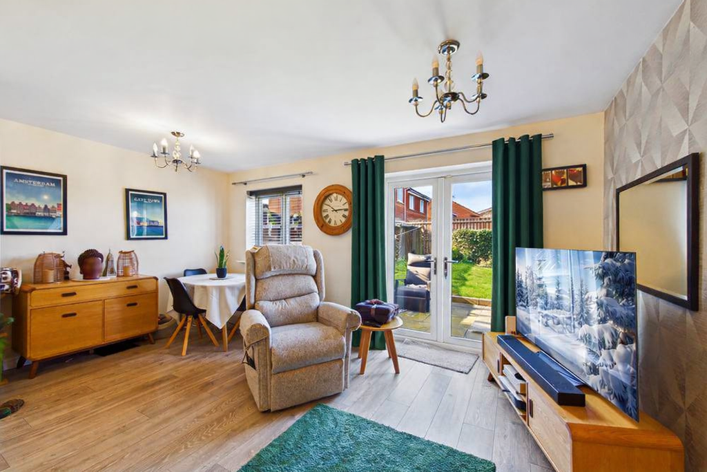 Property photo 3 of 12 Living Room