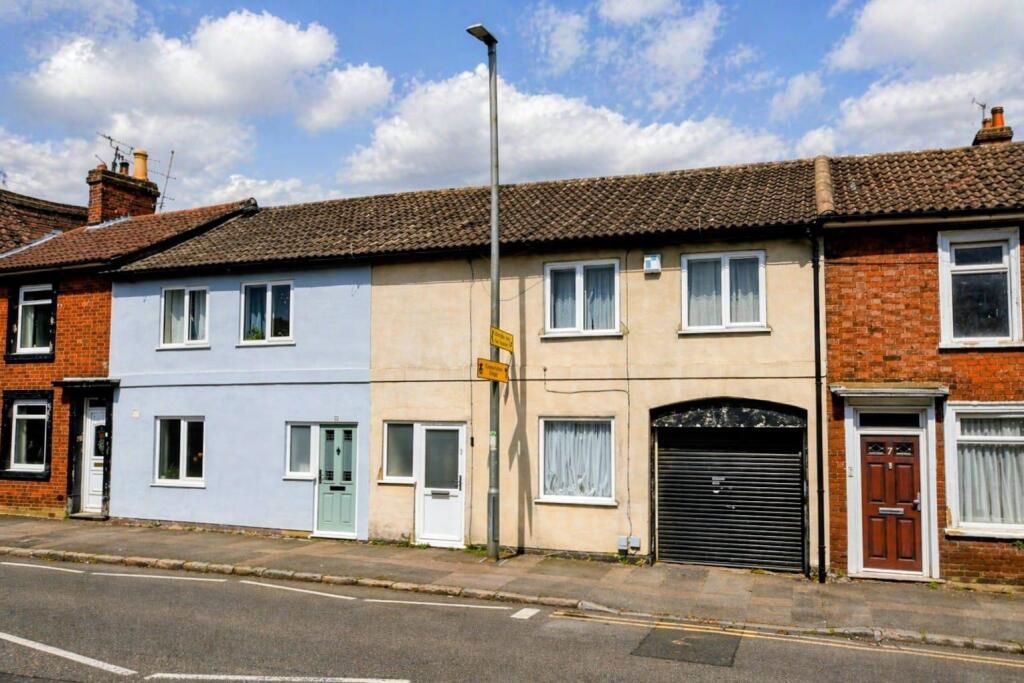 Property photo 1 of 12