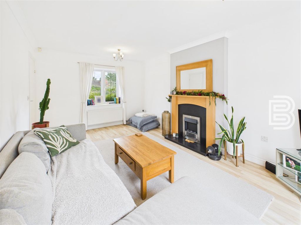 Property photo 3 of 20 Cam05587G0-Pr0014-Still009.Jpg