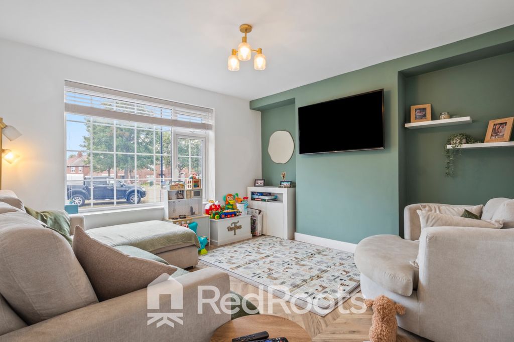 Property photo 2 of 22 4468062
