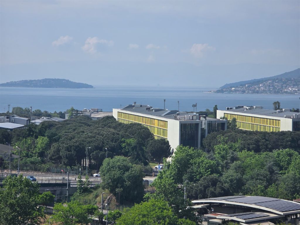 Property photo 1 of 13 Istanbul Asian Side Property With Beautiful Sea &amp; Nature Views - Stunning Sea, Island And Nature Views