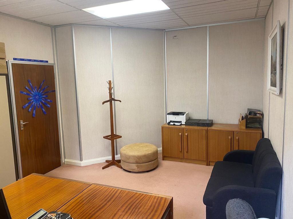 Property photo 2 of 2