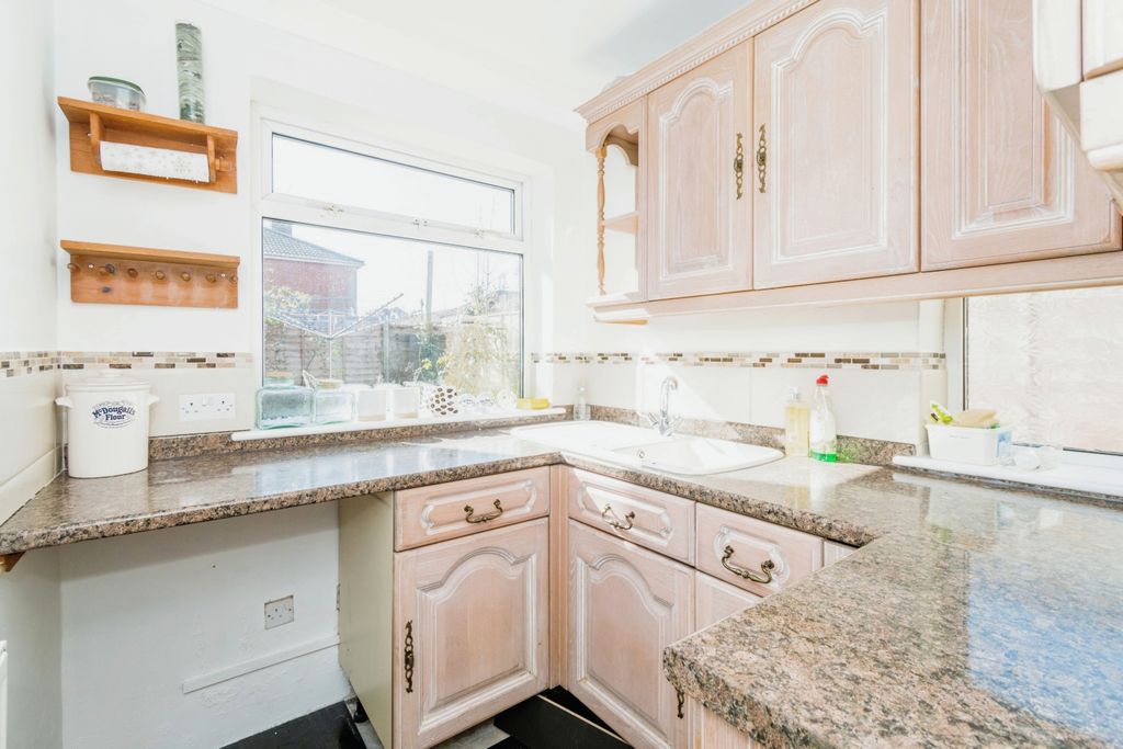 Property photo 2 of 15 Photography