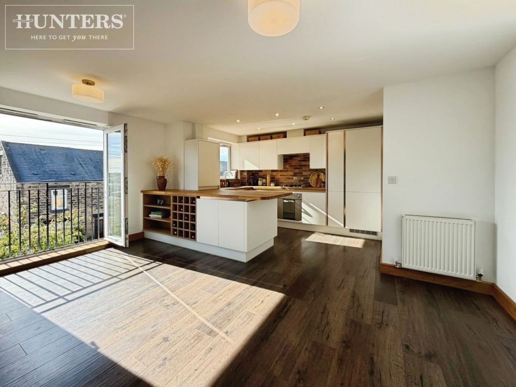Property photo 2 of 20 Pbox-Img.Jpg