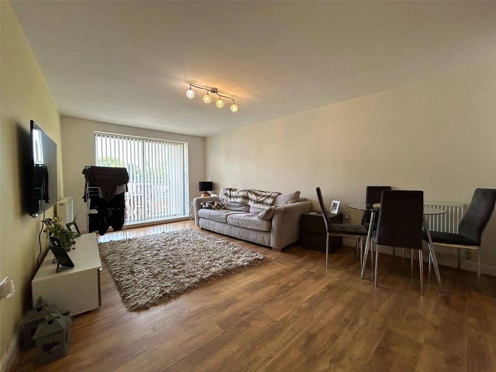 Property photo 2 of 6 Picture No. 02