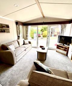 Property photo 2 of 6 Bordeaux Lounge