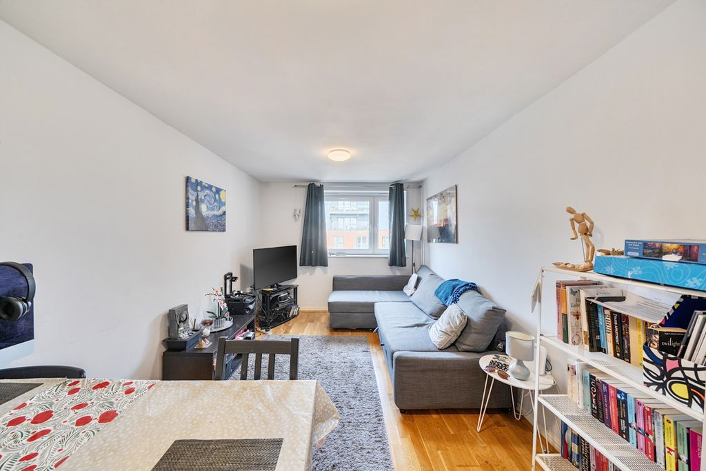 Property photo 3 of 11 1421375-2-69A6c90...