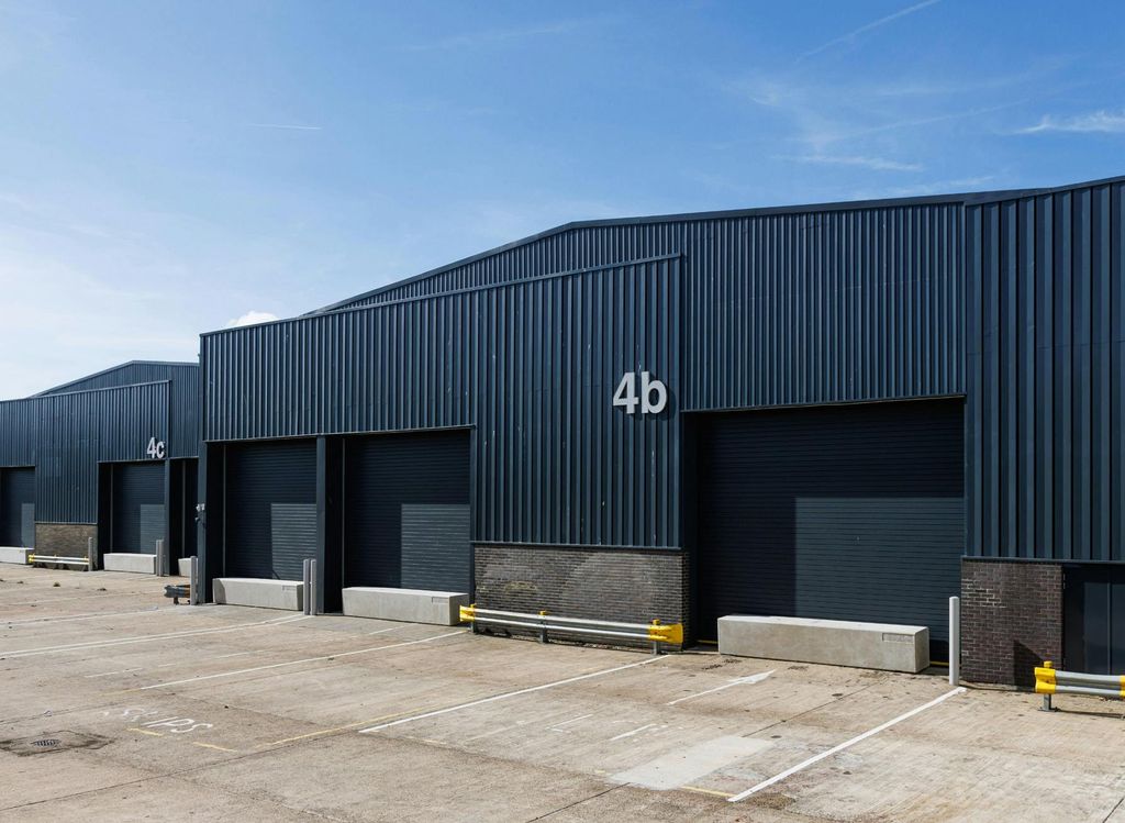 Property photo 3 of 11 Swallowfield Way Brochure3.Jpg