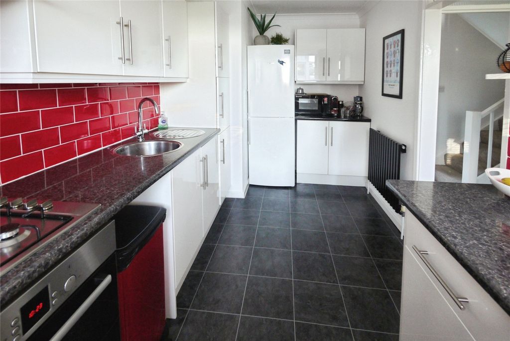 Property photo 3 of 17 Picture No. 23