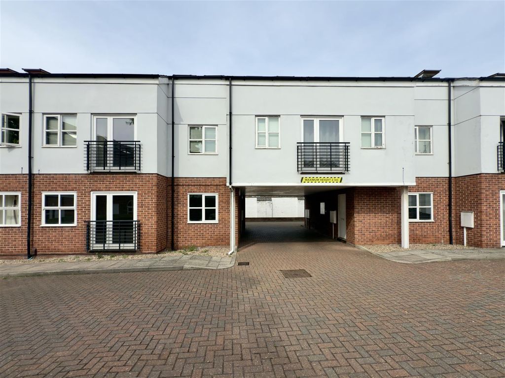 Property photo 1 of 19 1