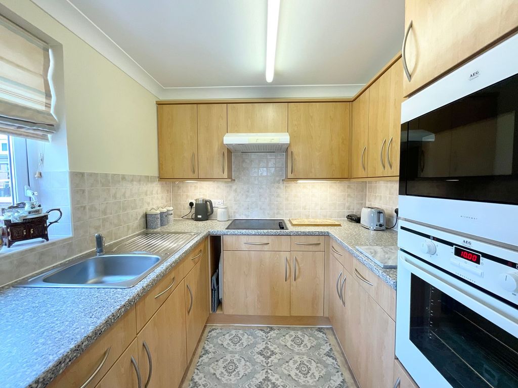 Property photo 3 of 8