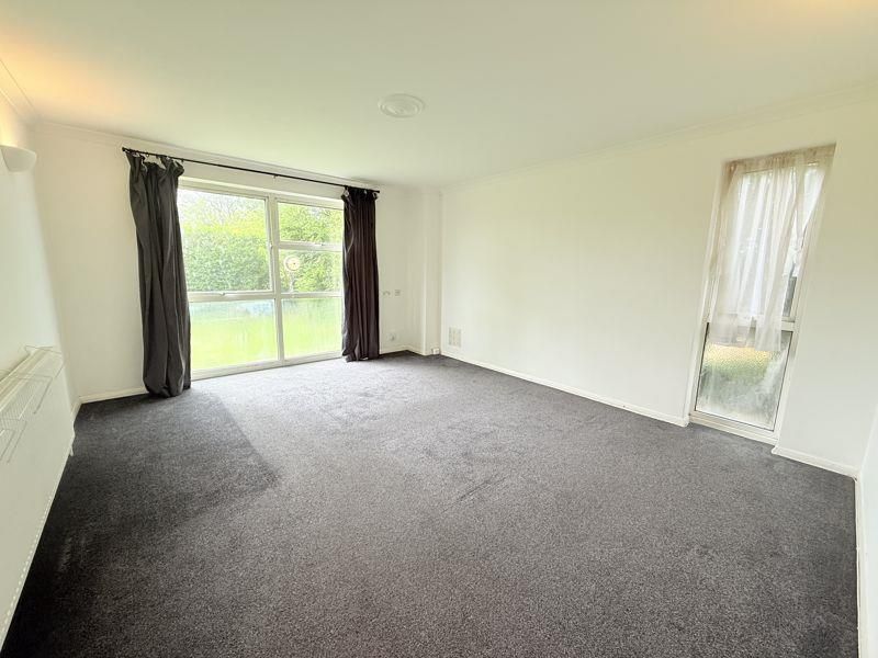 Property photo 2 of 7 Img_1943.Jpg