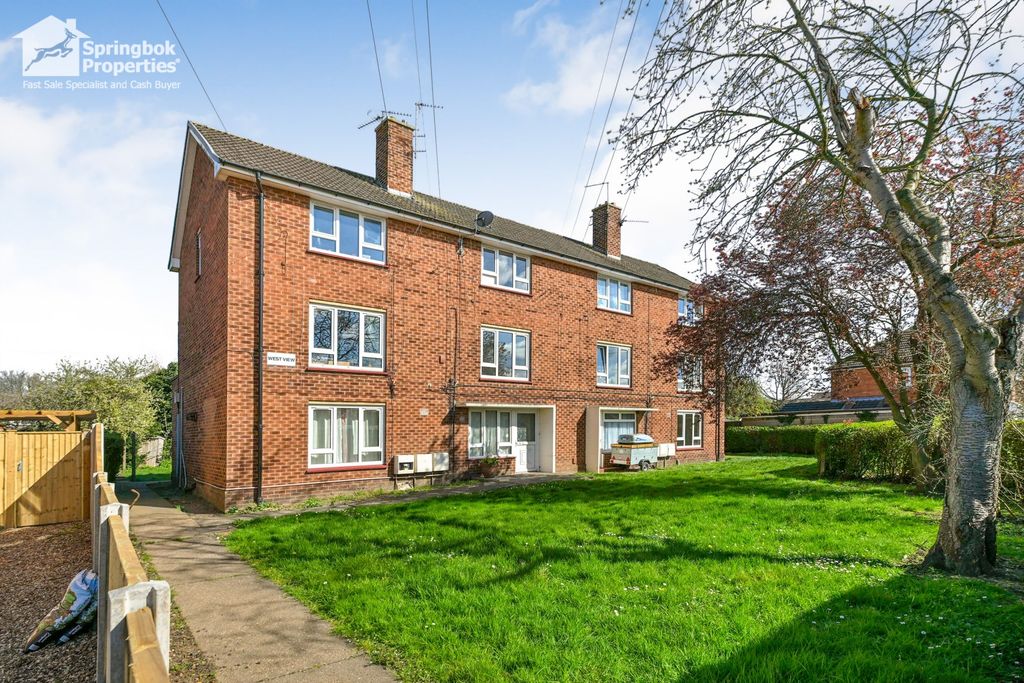 Property photo 1 of 13 Front View