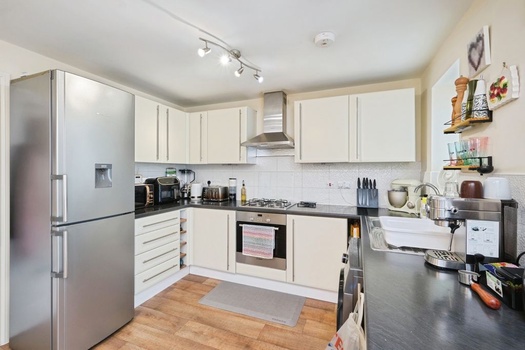 Property photo 2 of 20 Pbox-Img.Jpg
