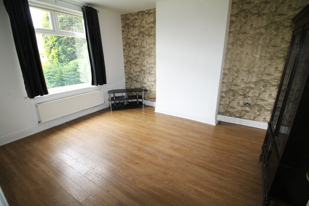 Property photo 2 of 14 Img_0870