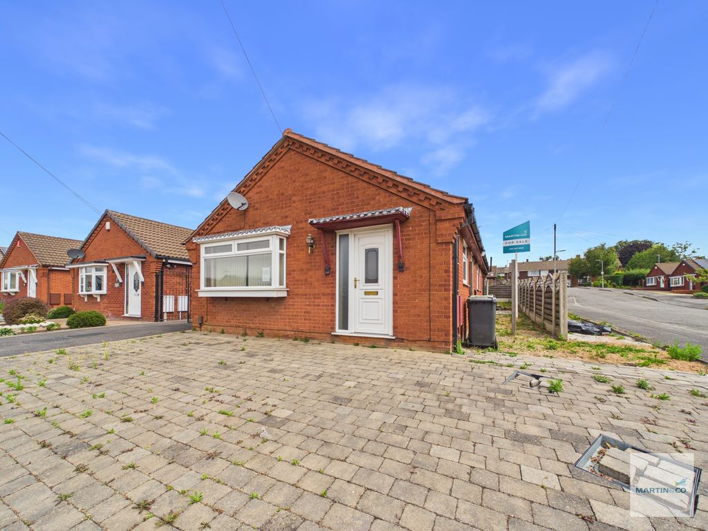 Property photo 1 of 16 Cam03394G0-Pr0531-Still015