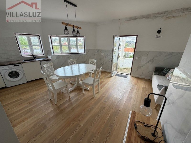 Property photo 3 of 33